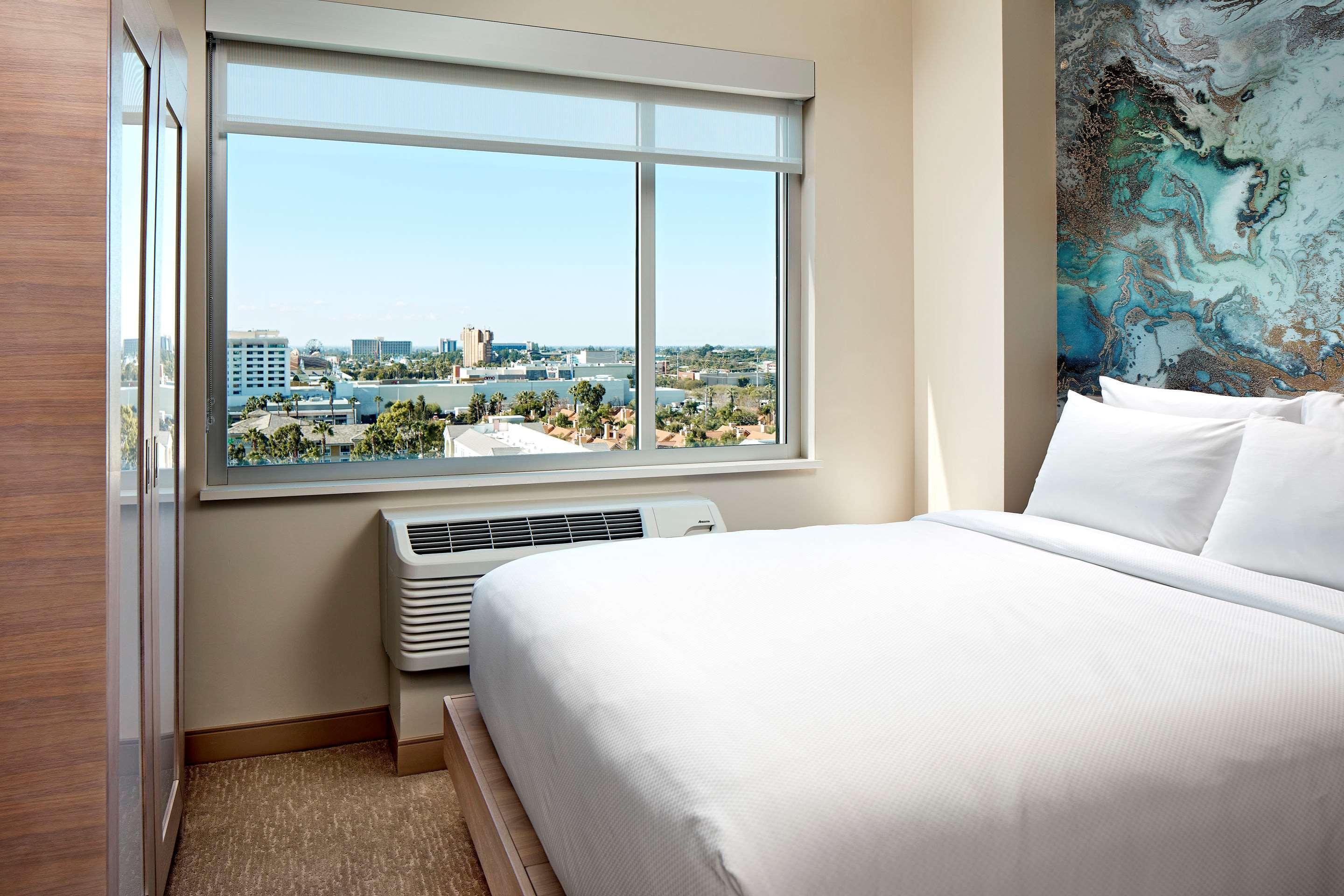 Cambria Hotel & Suites Anaheim Resort Area Eksteriør billede