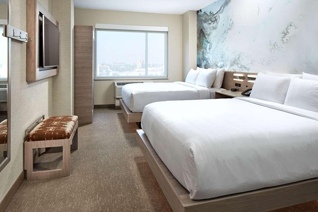 Cambria Hotel & Suites Anaheim Resort Area Værelse billede